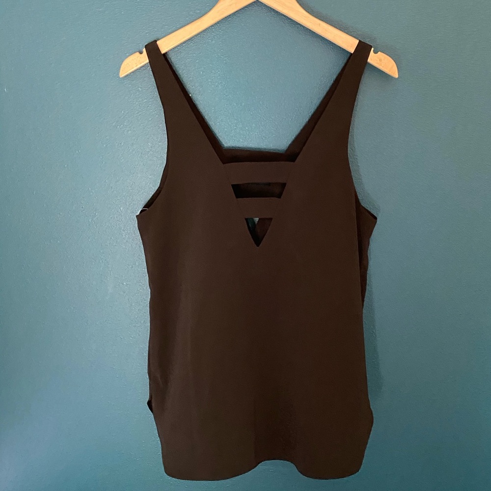 Amanda Uprichard | Cutout tank